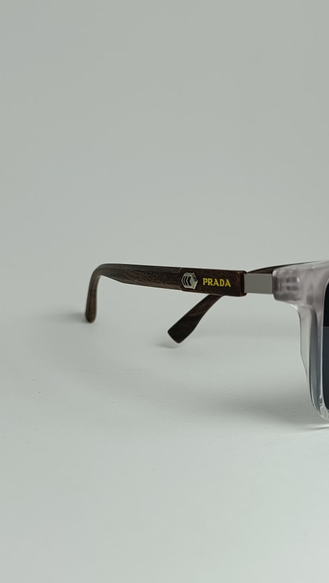 عینک افتابی مردونه prada خاص