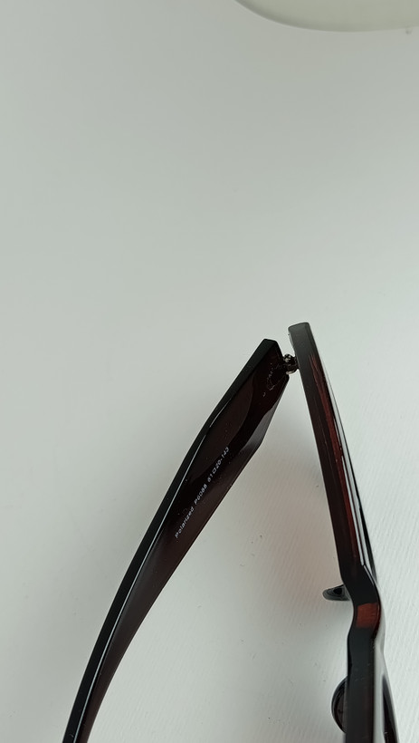 عینک افتابی زنونه prada گربه ای فشن و خاص