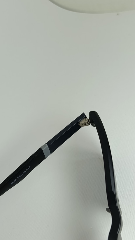 عینک آفتابی مردانه کائوچو مربعی lacoste سری مات