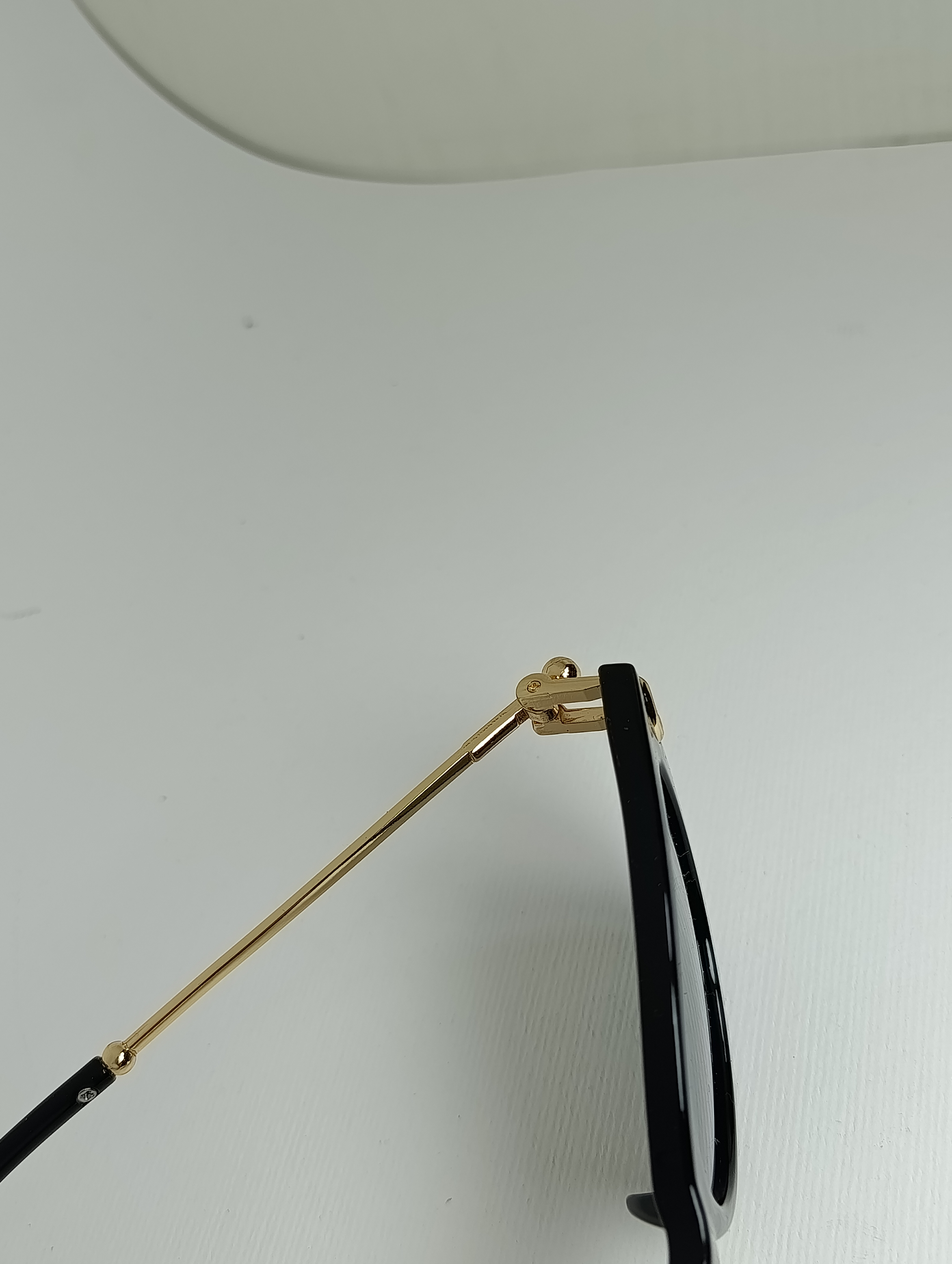 عینک افتابی زنونه خاص گربه ای مشکی tiffany