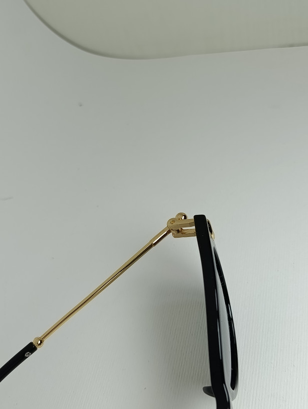 عینک افتابی زنونه خاص گربه ای مشکی tiffany