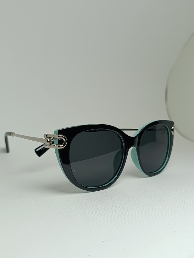 عینک افتابی زنونه خاص گربه ای مشکی tiffany