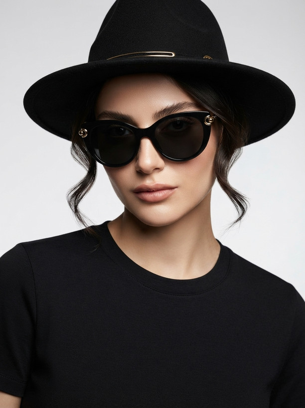 عینک افتابی زنونه خاص گربه ای مشکی tiffany