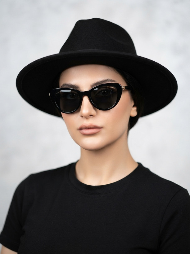 عینک افتابی زنانه نیمه گربه ای خاص و شیکbulgari